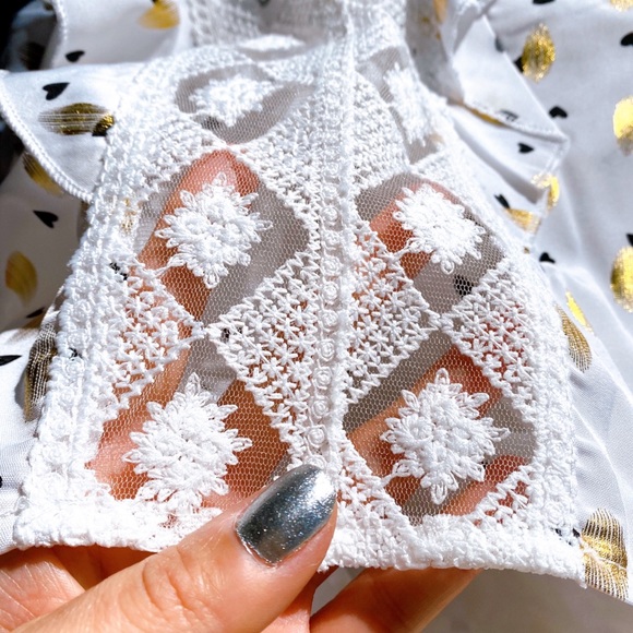 🌟 BOHO WHITE GOLD BLACK HEART RUFFLE BLOUSE! - Picture 12 of 16